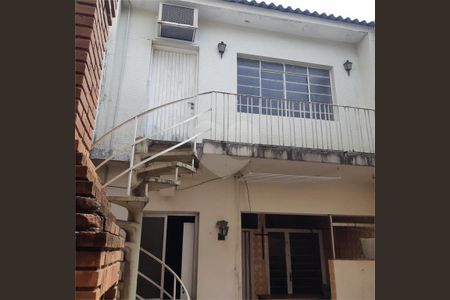 Casa à venda com 140m², 2 quartos e 2 vagas