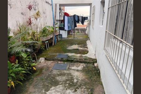 Casa à venda com 156m², 4 quartos e sem vaga