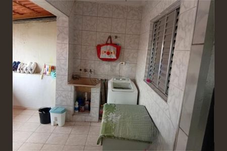 Casa à venda com 156m², 4 quartos e 2 vagas