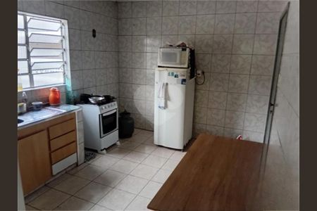 Casa à venda com 156m², 4 quartos e sem vaga