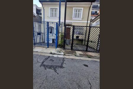 Casa à venda com 140m², 2 quartos e 1 vaga