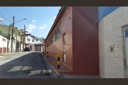 Casa à venda com 3 quartos, 124m² em Vila Santista, São Paulo