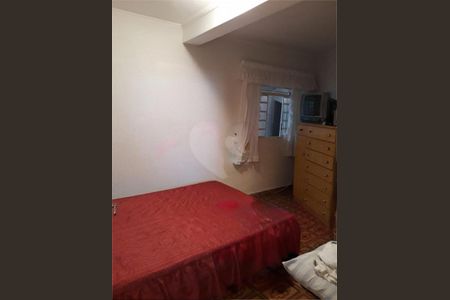 Casa à venda com 3 quartos, 124m² em Vila Santista, São Paulo