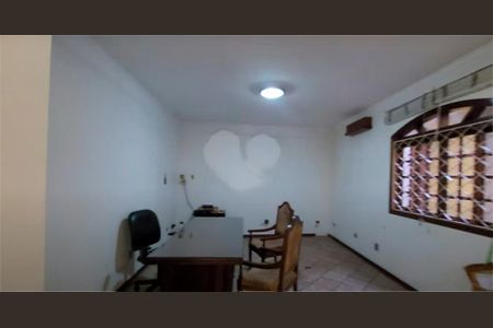 Casa à venda com 454m², 5 quartos e sem vaga