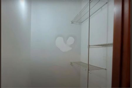 Casa à venda com 454m², 5 quartos e sem vaga