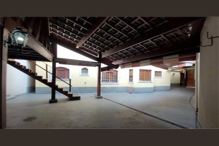 Casa à venda com 454m², 5 quartos e sem vaga