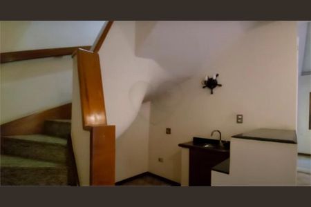 Casa à venda com 454m², 5 quartos e sem vaga