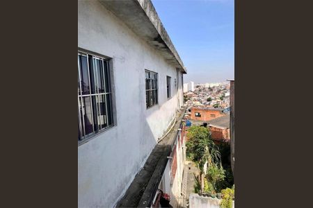 Casa à venda com 270m², 2 quartos e 4 vagas