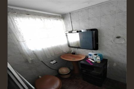 Casa à venda com 3 quartos, 200m² em Conjunto Habitacional Vila Nova Cachoeirinha, São Paulo