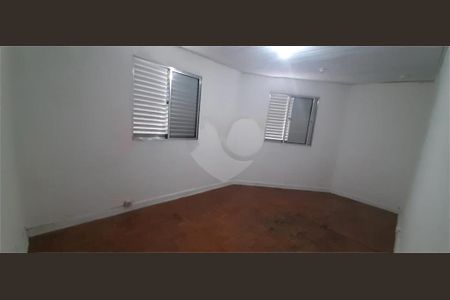 Casa à venda com 114m², 3 quartos e 1 vaga