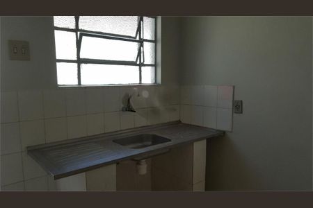 Casa à venda com 4 quartos, 127m² em Chora Menino, São Paulo