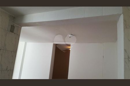 Casa à venda com 4 quartos, 127m² em Chora Menino, São Paulo