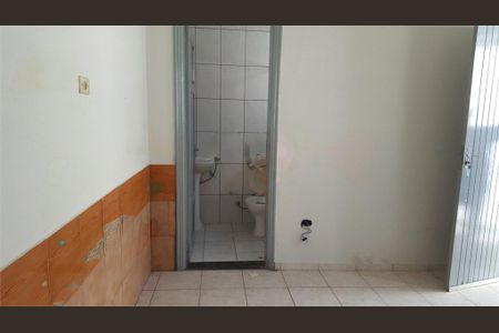Casa à venda com 4 quartos, 127m² em Chora Menino, São Paulo