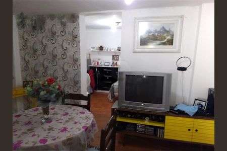 Casa à venda com 4 quartos, 127m² em Chora Menino, São Paulo