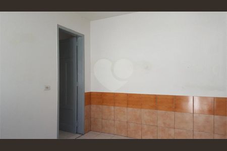 Casa à venda com 4 quartos, 127m² em Chora Menino, São Paulo