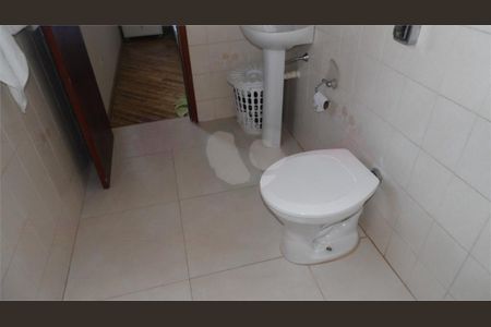 Casa à venda com 130m², 3 quartos e 2 vagas