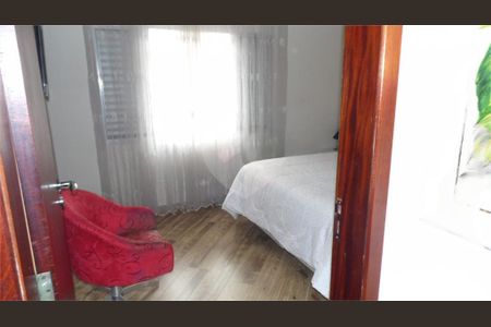 Casa à venda com 130m², 3 quartos e 2 vagas