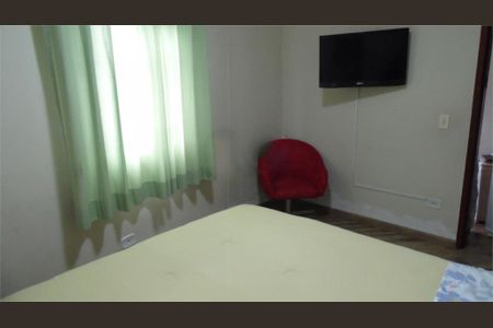 Casa à venda com 3 quartos, 130m² em Jardim das Laranjeiras, São Paulo