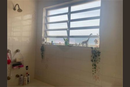 Casa à venda com 3 quartos, 258m² em Tremembé, São Paulo
