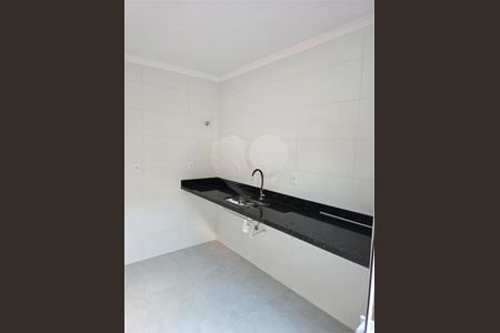Casa à venda com 107m², 3 quartos e 3 vagas