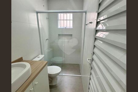 Casa à venda com 284m², 3 quartos e 2 vagas