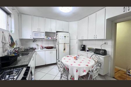 Apartamento à venda com 121m², 3 quartos e 2 vagas