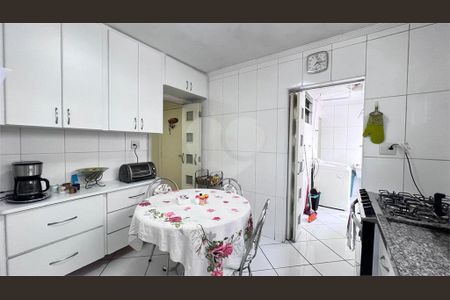 Apartamento à venda com 121m², 3 quartos e 2 vagas