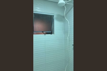 Banheiro de kitnet/studio para alugar com 1 quarto, 20m² em Vila Água Funda, São Paulo