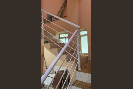Studio para alugar com 20m², 1 quarto e sem vagaEscada de acesso