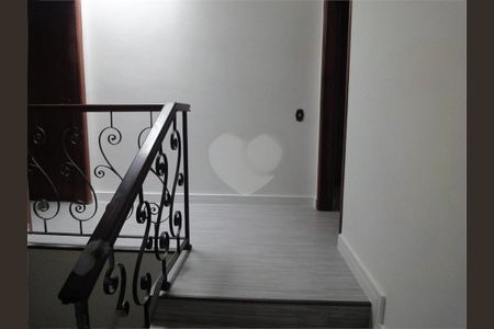 Casa à venda com 4 quartos, 269m² em Jardim Sao Bento, São Paulo