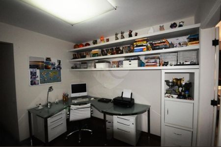Apartamento à venda com 193m², 3 quartos e 3 vagas
