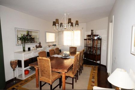 Apartamento à venda com 193m², 3 quartos e 3 vagas