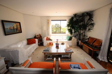 Apartamento à venda com 193m², 3 quartos e 3 vagas
