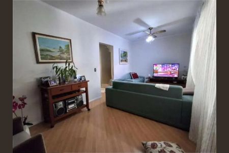 Casa à venda com 3 quartos, 165m² em Parque Peruche, São Paulo
