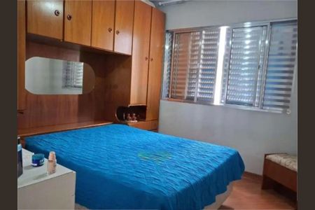 Casa à venda com 3 quartos, 165m² em Parque Peruche, São Paulo