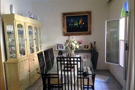 Casa à venda com 4 quartos, 190m² em Horto Florestal, São Paulo