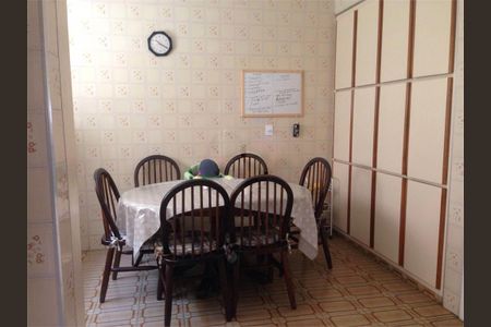Casa à venda com 4 quartos, 190m² em Horto Florestal, São Paulo