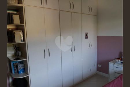 Casa à venda com 110m², 3 quartos e 3 vagas