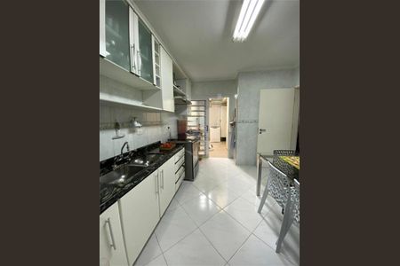 Casa à venda com 110m², 3 quartos e 3 vagas