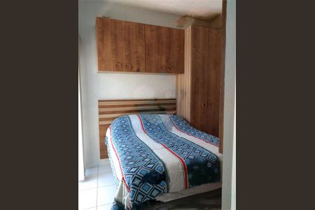 Casa à venda com 4 quartos, 350m² em Vila Irmaos Arnoni, São Paulo
