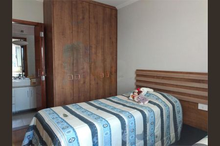 Casa à venda com 4 quartos, 350m² em Vila Irmaos Arnoni, São Paulo