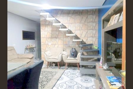 Casa à venda com 3 quartos, 66m² em Vila Penteado, São Paulo