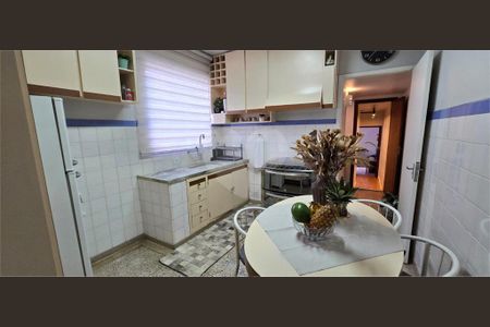 Casa à venda com 370m², 5 quartos e 2 vagas