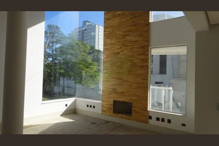 Casa à venda com 3 quartos, 515m² em Vila Albertina, São Paulo