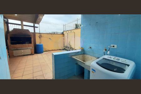 Casa à venda com 107m², 2 quartos e sem vaga