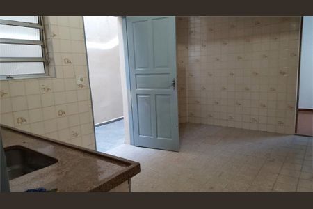 Casa à venda com 129m², 2 quartos e sem vaga