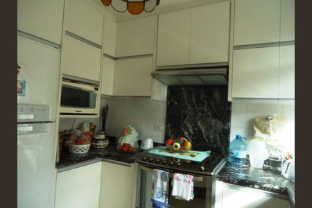 Casa à venda com 3 quartos, 400m² em Jardim Leonor Mendes de Barros, São Paulo