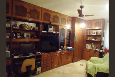 Casa à venda com 3 quartos, 400m² em Jardim Leonor Mendes de Barros, São Paulo