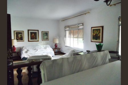 Casa à venda com 4 quartos, 199m² em Jardim Peri, São Paulo