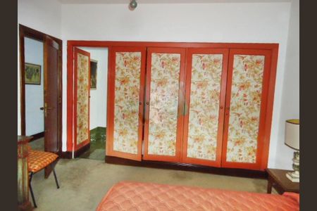 Casa à venda com 4 quartos, 199m² em Jardim Peri, São Paulo
